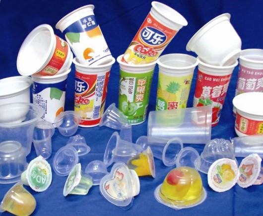 減少白色污染的六項(xiàng)建議 聚焦聚酯薄膜生產(chǎn)加工